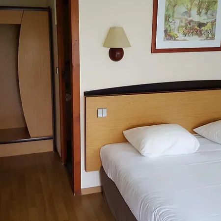 מלון Le 2 By Akena - Bernard La Ferté-Bernard