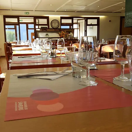 The Originals City, Du Lac, La Ferté-bernard Hotel 2*