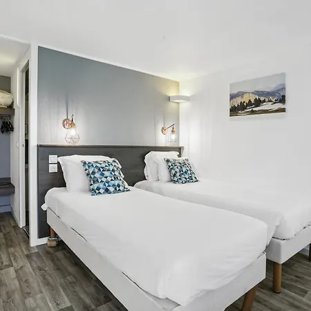 Le 2 By Akena - Bernard Hotel