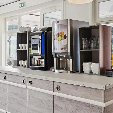 Le 2 By Akena - Bernard Hotel 2*