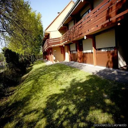Hotel Le 2 By Akena - Bernard La Ferté-Bernard