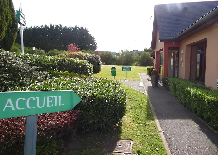 Le 2 By Akena - Bernard La Ferté-Bernard