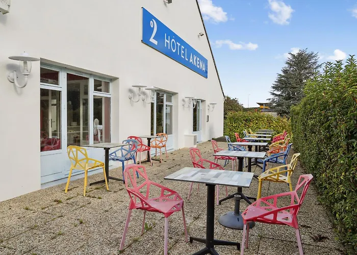 Hotel Le 2 By Akena - Bernard 2*