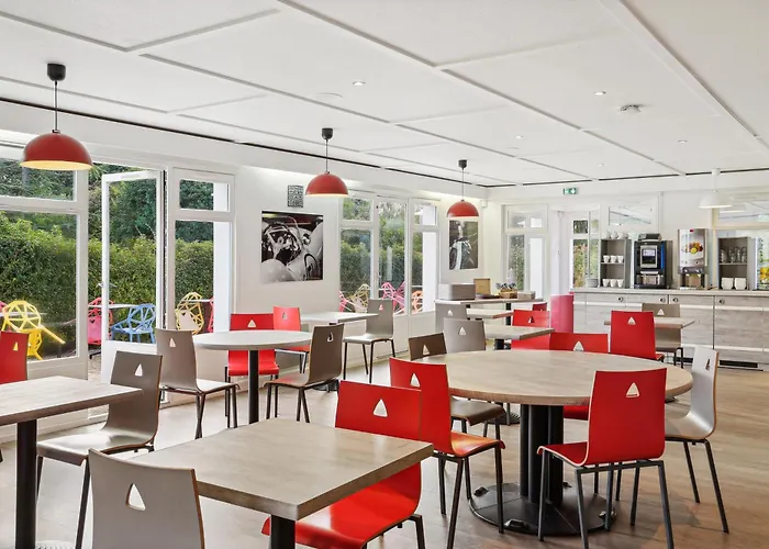 Le 2 By Akena - Bernard 2*